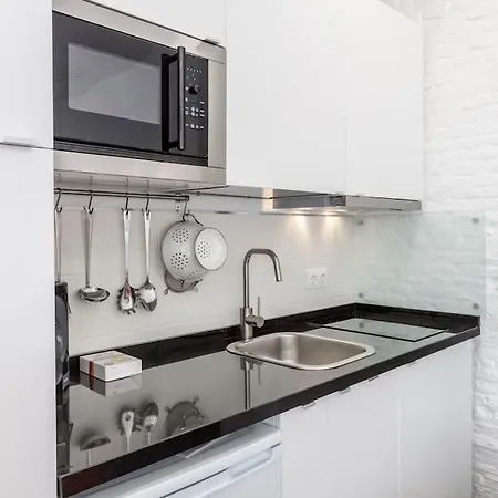 The Typical Neighbor Apartment Seville